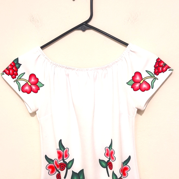 White floral dress size medium - Picture 5 of 8